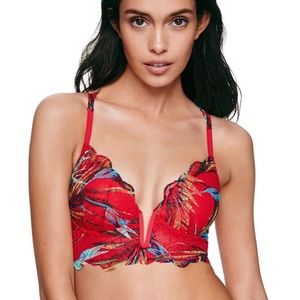 Victoria’s Secret PINK Date Push up Bralette red